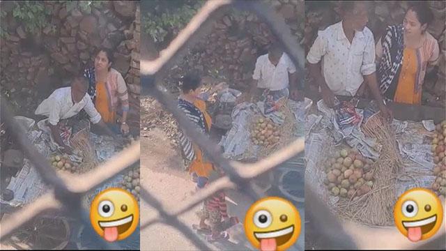 Aunty Outdoor Handjob In Public Area